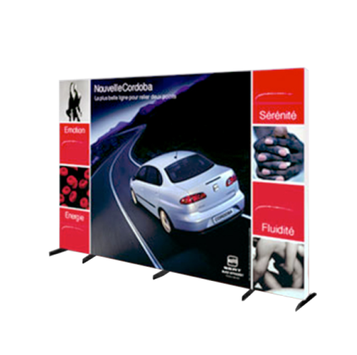 Mainosseinä pahvimoduuleista